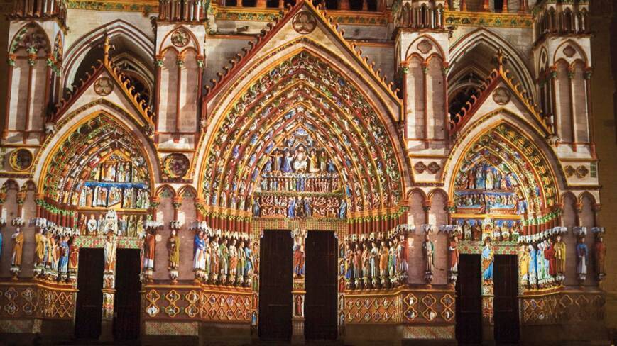 Somme, Amiens, la cathédrale en couleurs