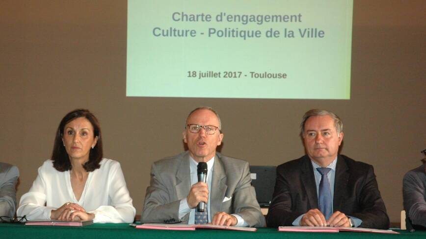 Pascal Mailhos, préfet de la région Occitanie, préfet de Haute-Garonne, Mme le maire de Colomiers et M. le maire de Toulouse