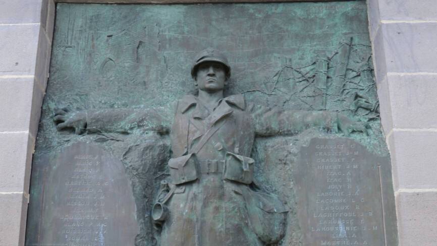 Monument aux morts de Mur-de-Barrez (12)