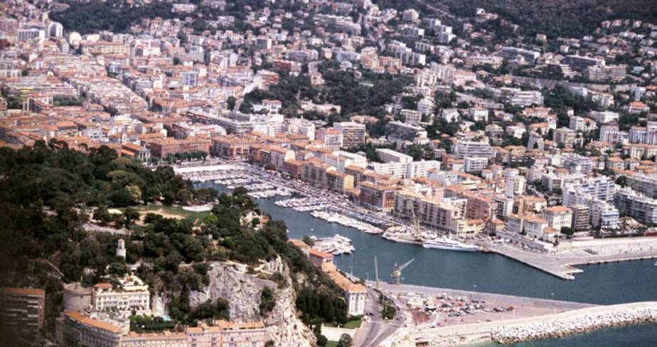 Grue Applevage n° 14 du Port Lympia - Nice