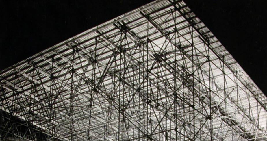 Maquette, échelle 1, de l’Unité d’habitation de Toulon. Façade latérale et façade sud