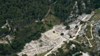 Vue aérienne du site de Glanum