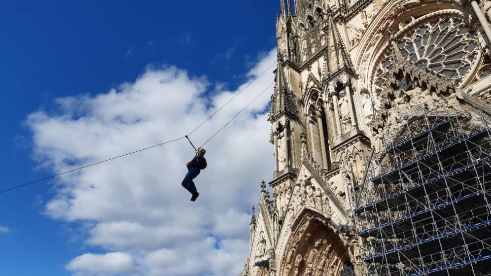 20241005_intervention SMPM cathédrale de Reims.jpg