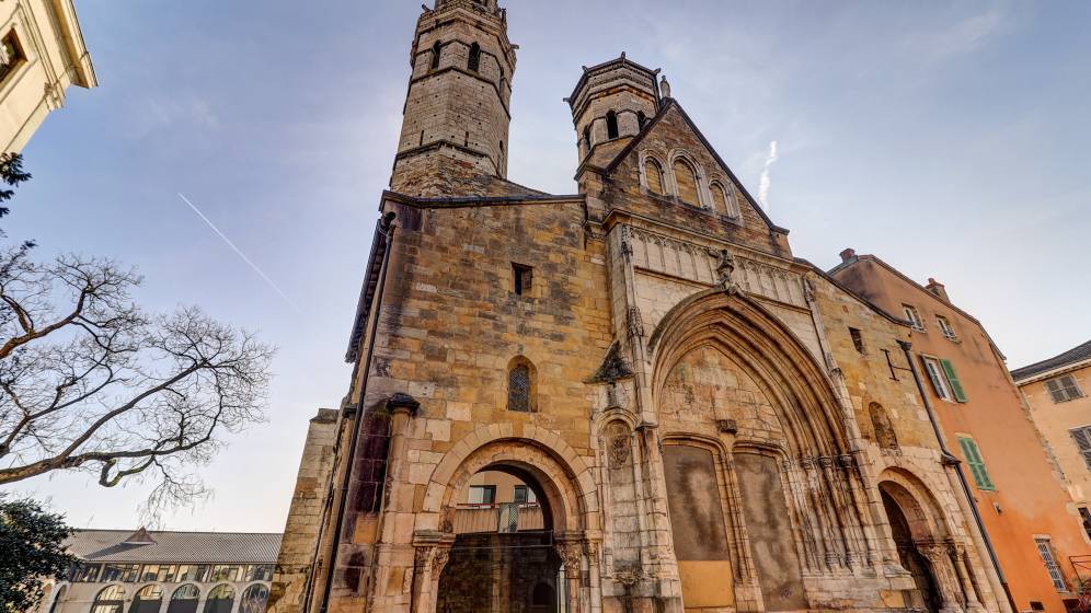 Ancienne cathédrale Saint-Vincent à Mâcon