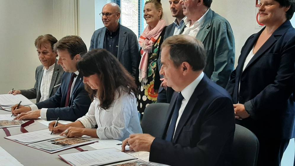 Signature pacte culturel CCKB.jpg