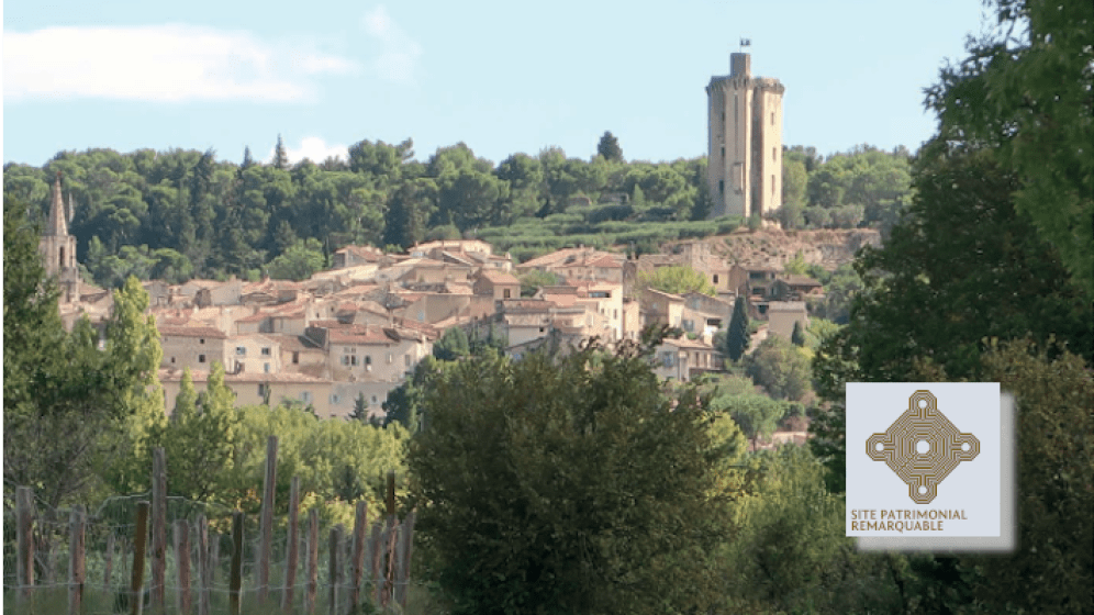 Vue sur la commune de Barbentane
