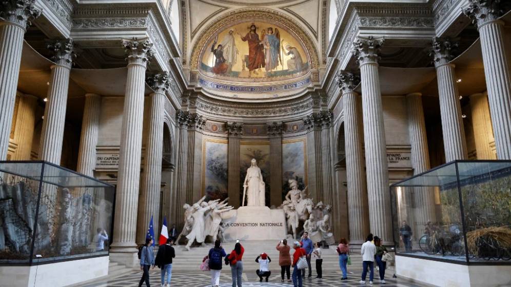 visiteurs_au_pantheon
