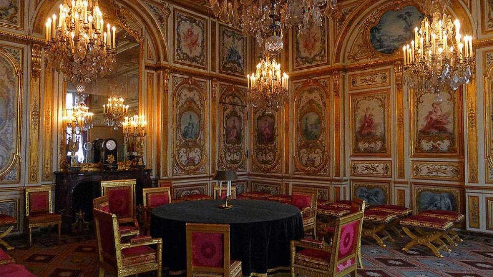 Fontainebleau, château, salon / Mbzt, Source : Wikimedia Commons