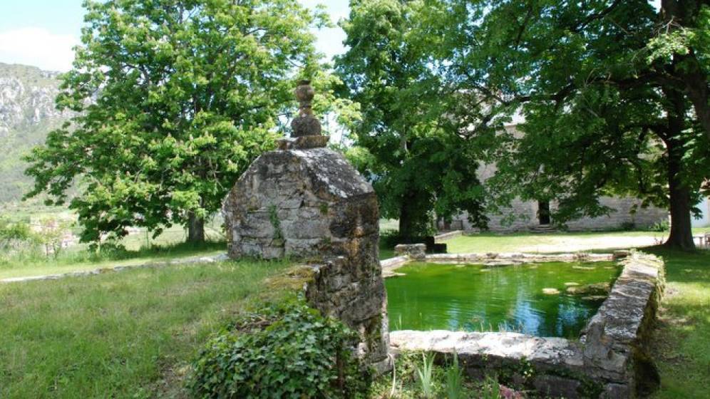 Parc du château, Mostuéjouls (Aveyron)