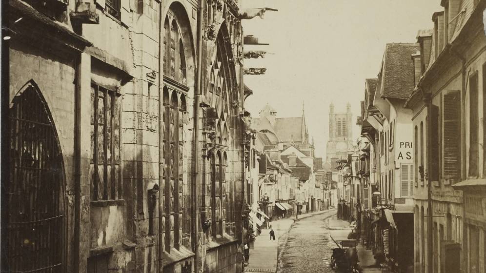 Église Saint-Jean, façade sur la rue aux Chats, Troyes, Aube