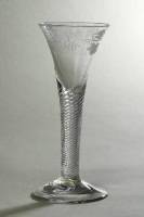anonyme anglais, verre à vin en cristal, 18e siècle, Dijon, musée des beaux-arts, © François Jay, musée des beaux-arts de Dijon