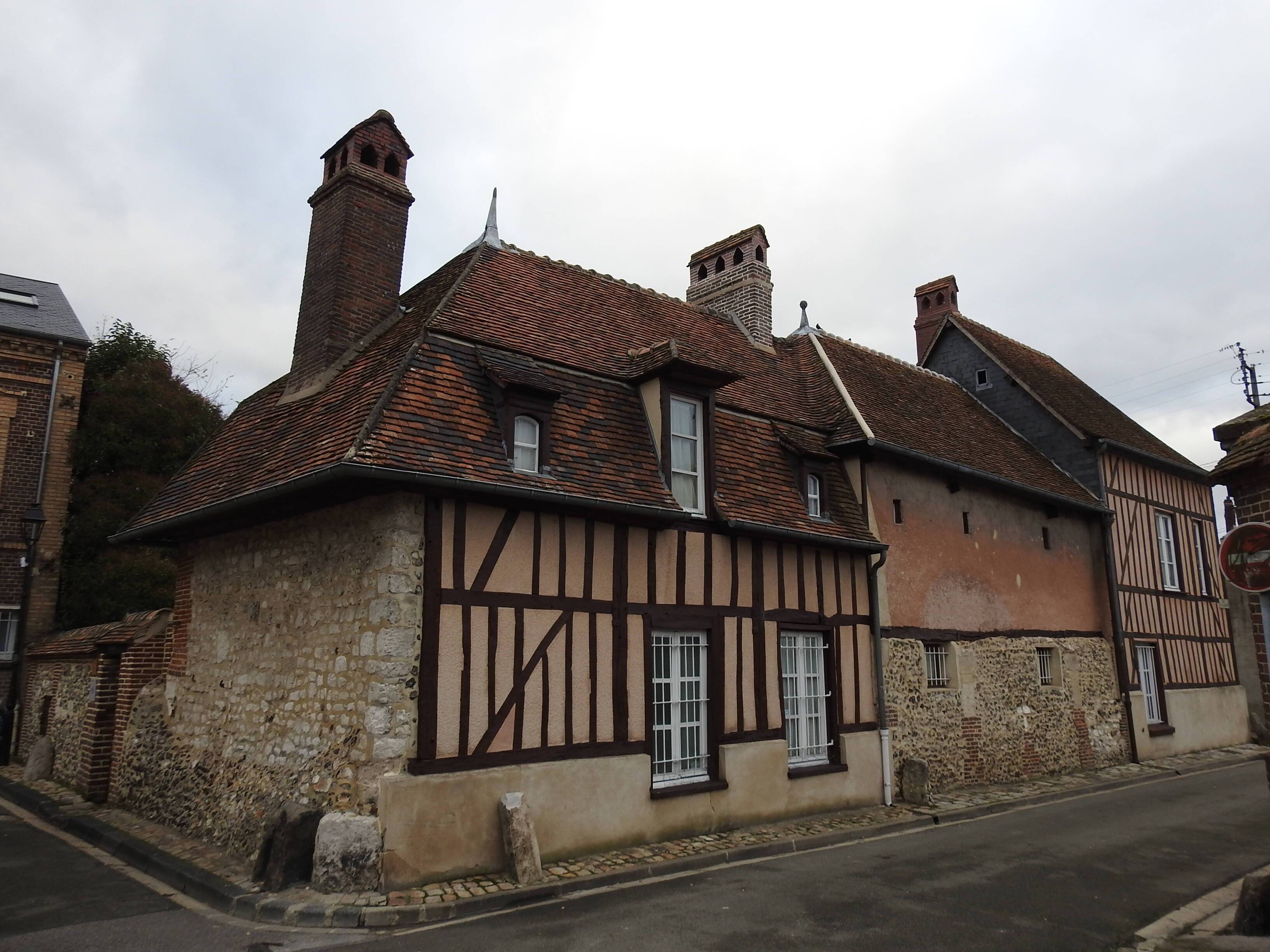 Protection de la maison à pans de bois à Beauvais