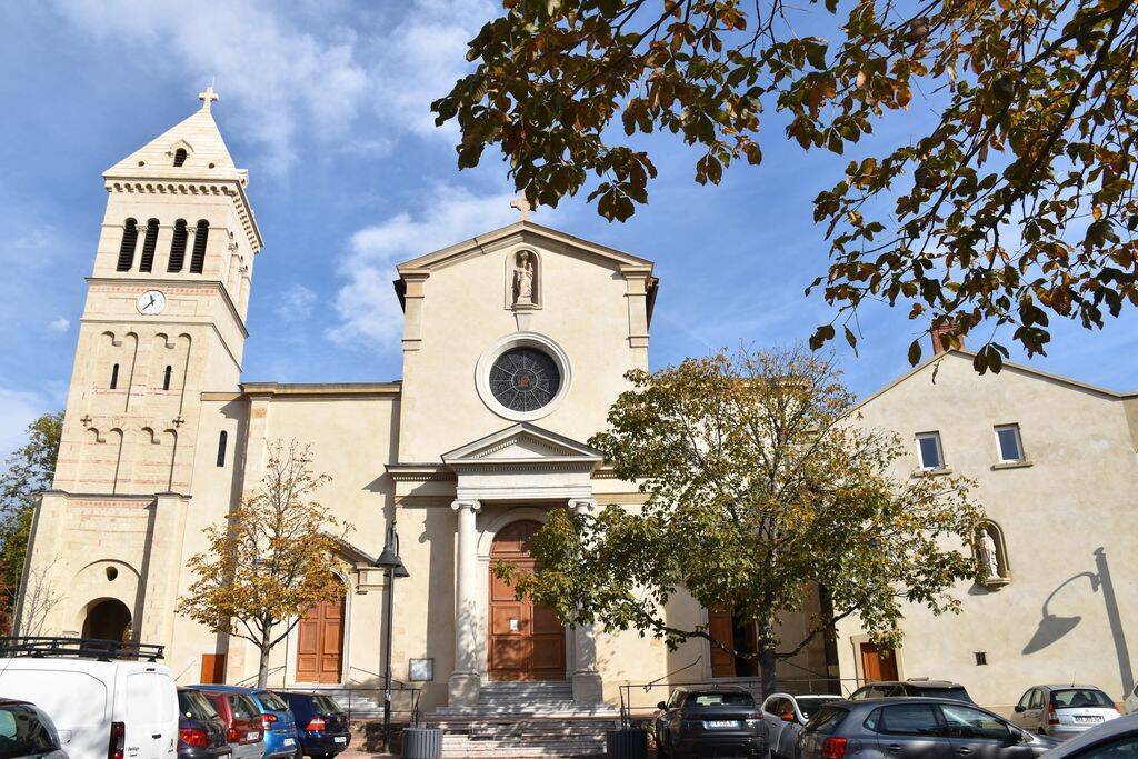 SAINTEFOYLESLYON (Rhône) Eglise SainteFoy