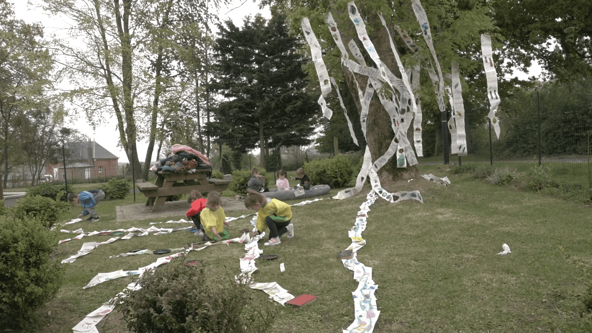 Ruralité : Regard porté sur la compagnie « Les Lucioles s’en mêlent » à Sains-Richaumont