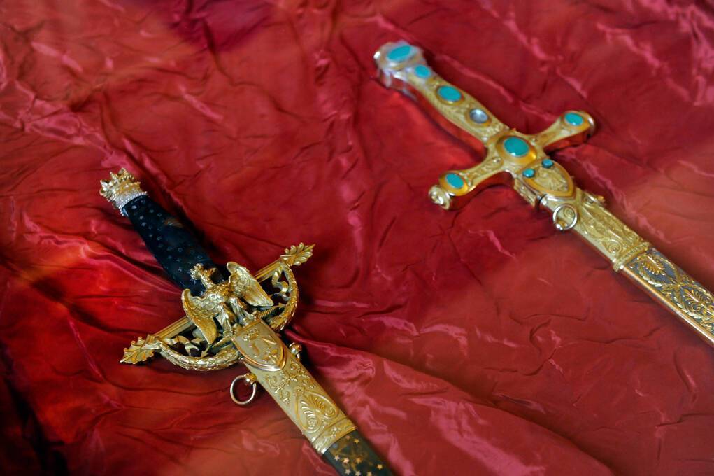 Restitution de deux glaives du roi Jérôme